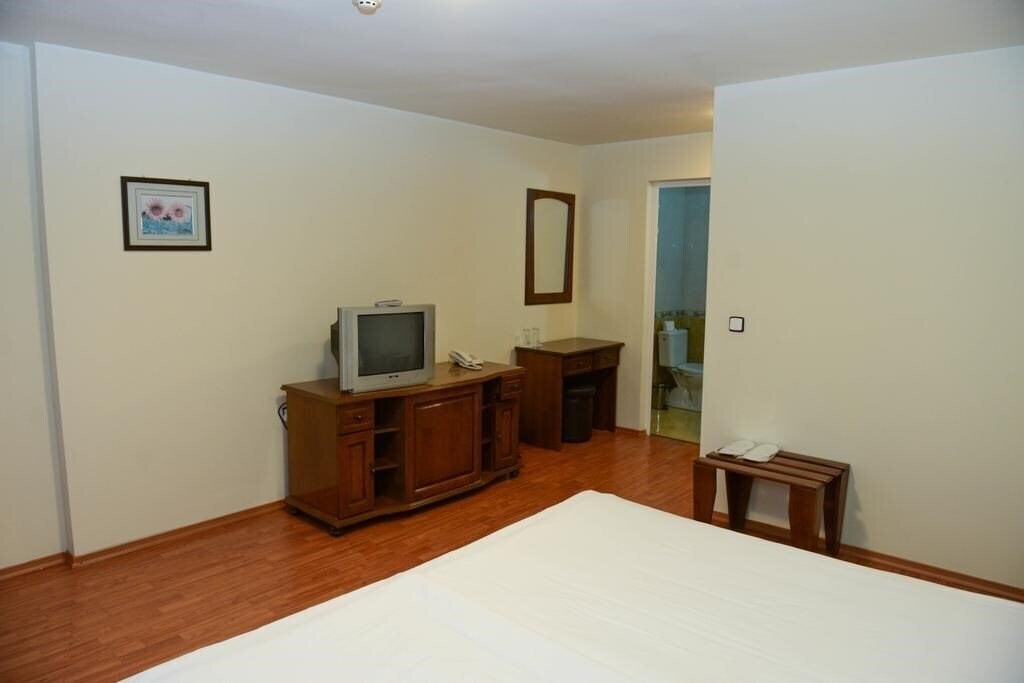 Панорама Hotel "Holidey Grup" 3*